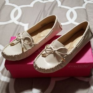 New Shoedazzle Flats